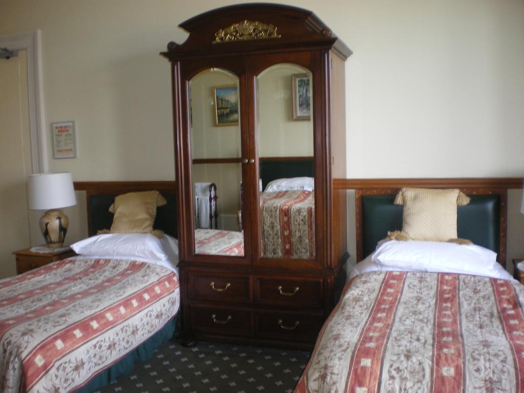 Langley Bank Guest House Ayr Buitenkant foto